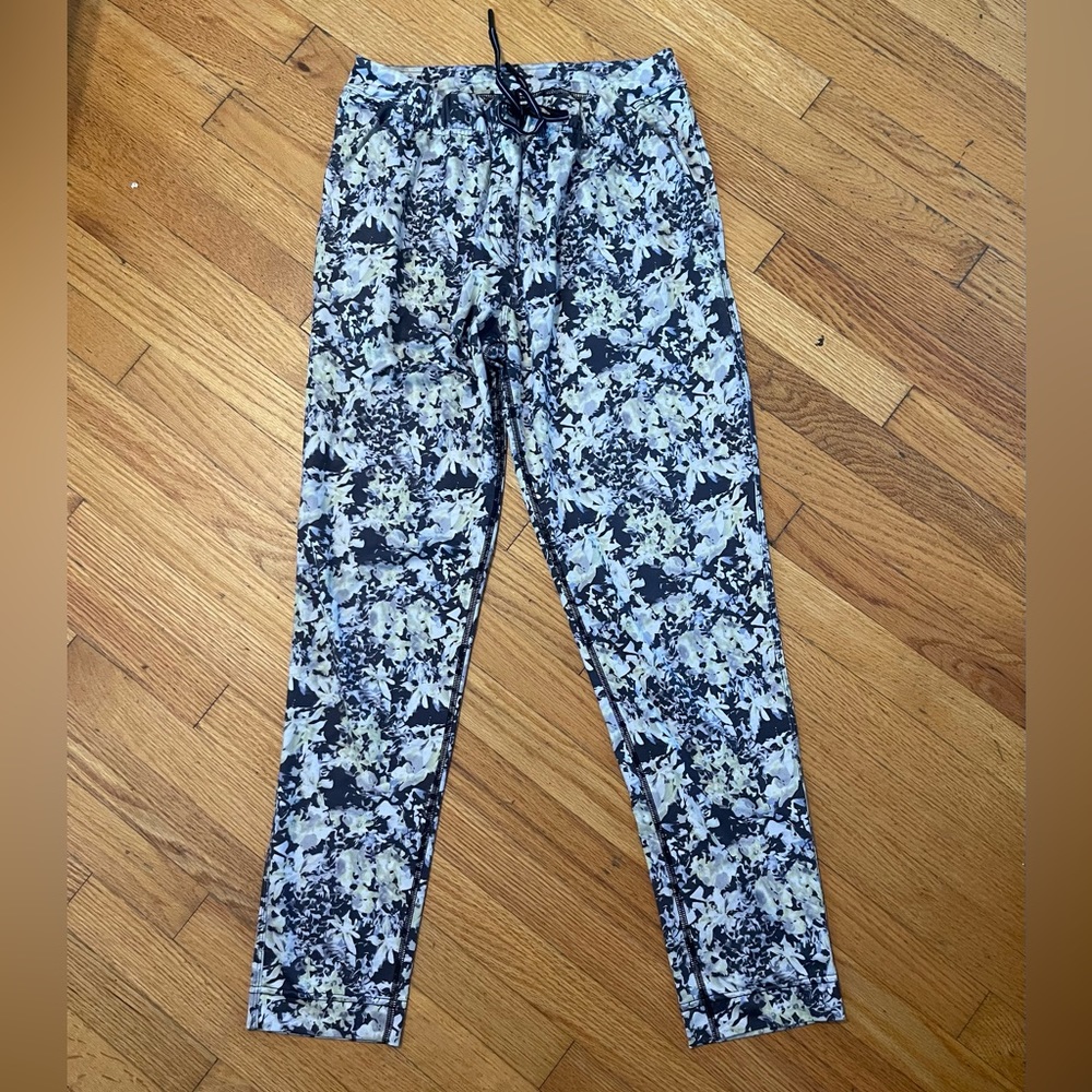 Lululemon Jet Crop Slim Pants